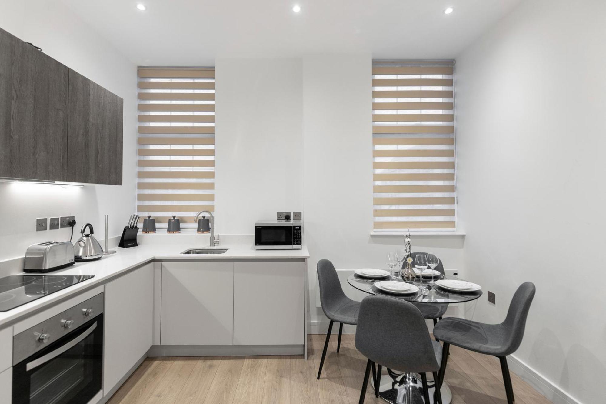 Welcoming And Spacious Apartment- Excellent Location Apartament